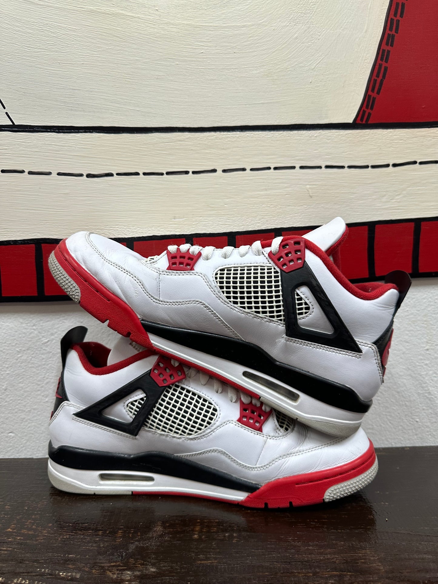 *USED* Air Jordan 4 Retro OG 'Fire Red' 2020