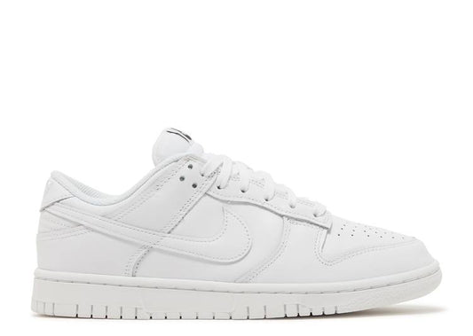 Wmns Dunk Low 'Triple White'